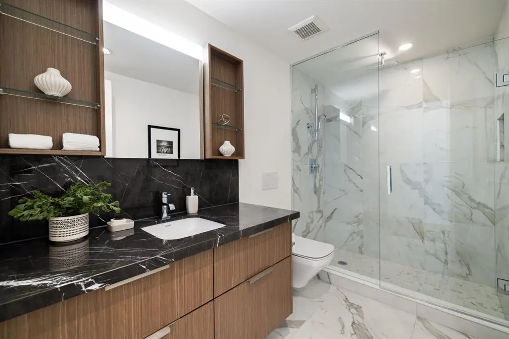 88 Waterfront Mews SW, #102