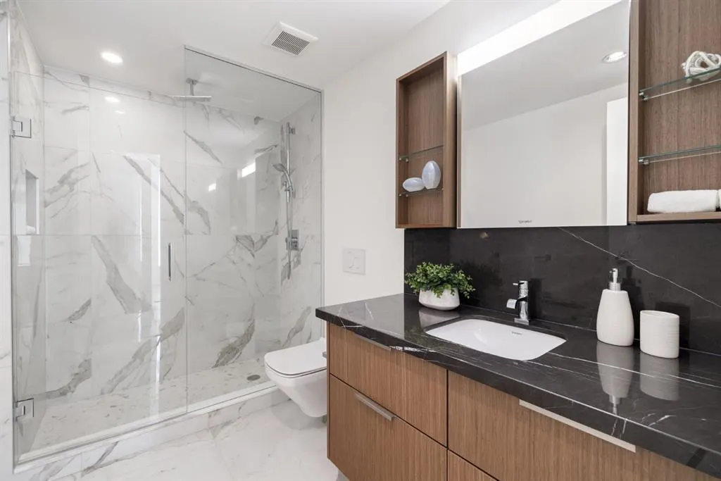 88 Waterfront Mews SW, #102