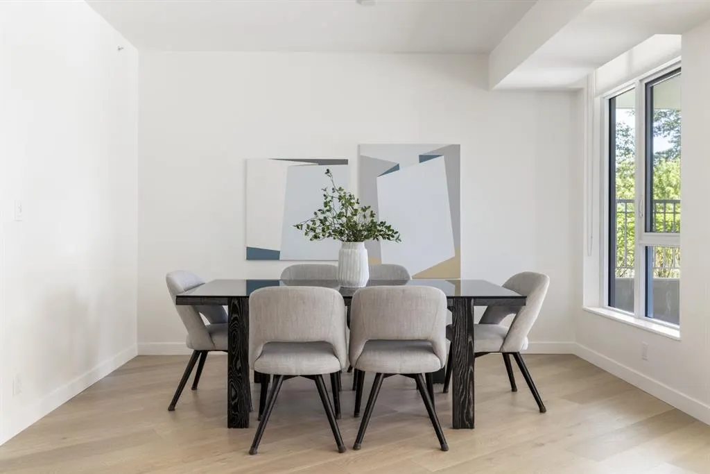 88 Waterfront Mews SW, #102
