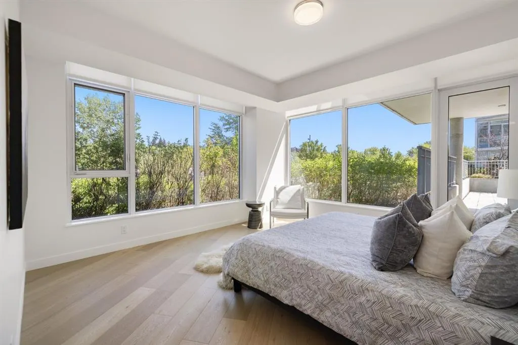 88 Waterfront Mews SW, #102