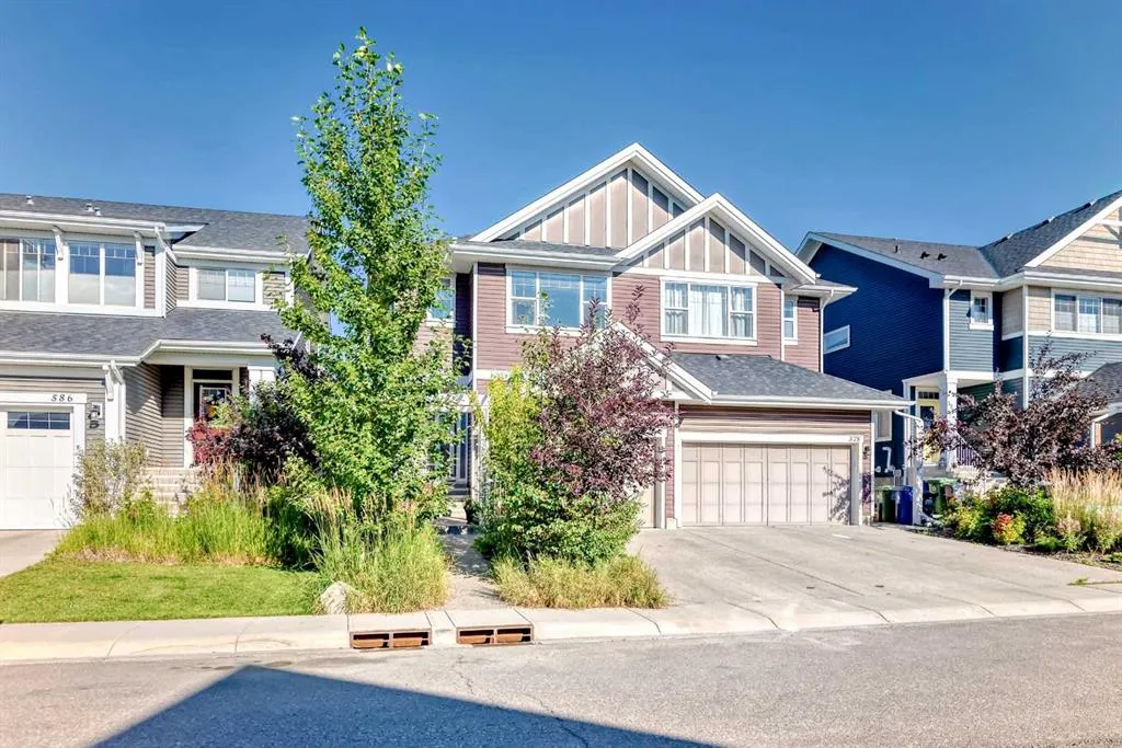 582 River Heights Crescent