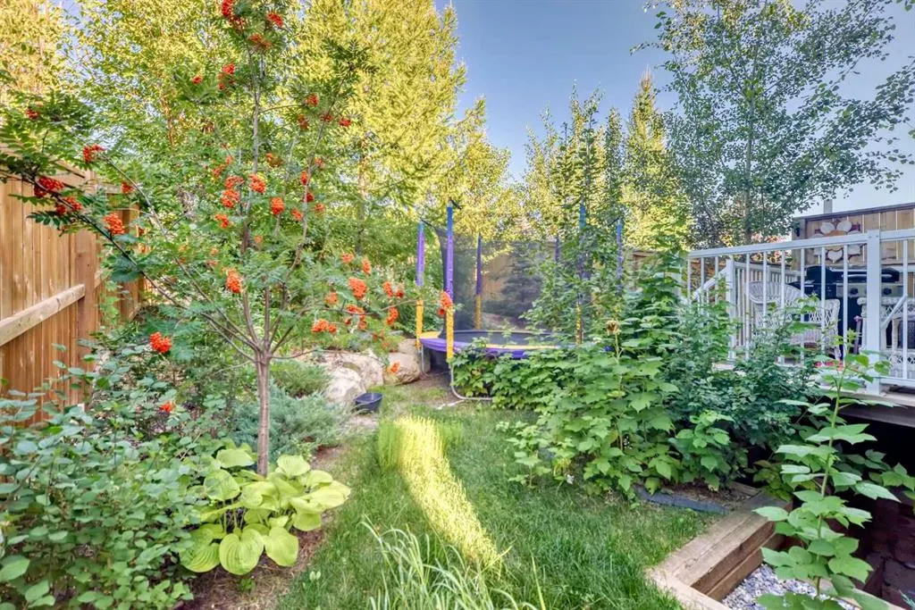 582 River Heights Crescent