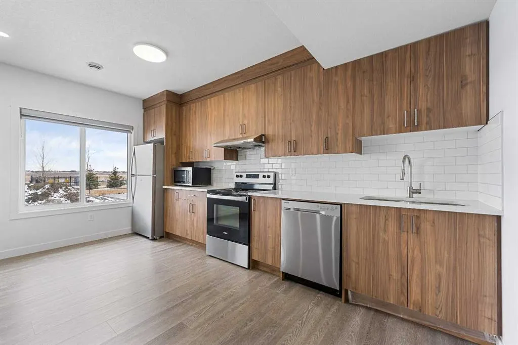 43 Homestead Close NE