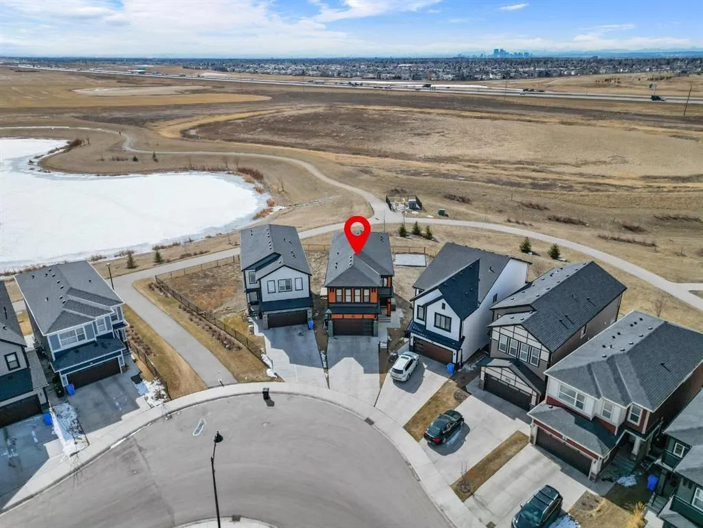 43 Homestead Close NE