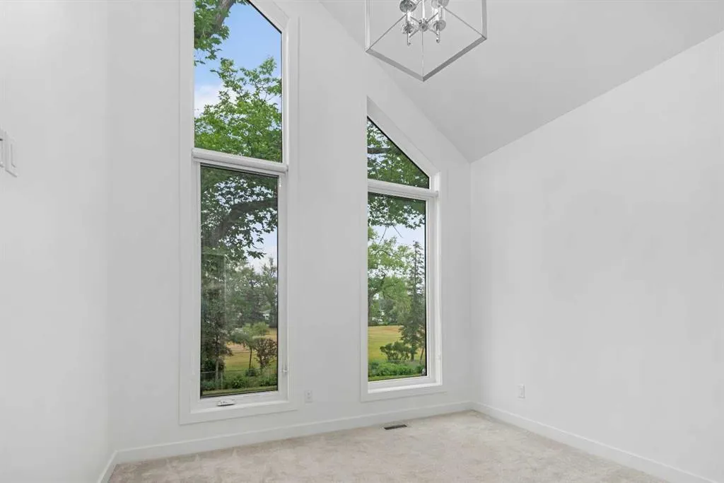 1523 20 Avenue NW, #2