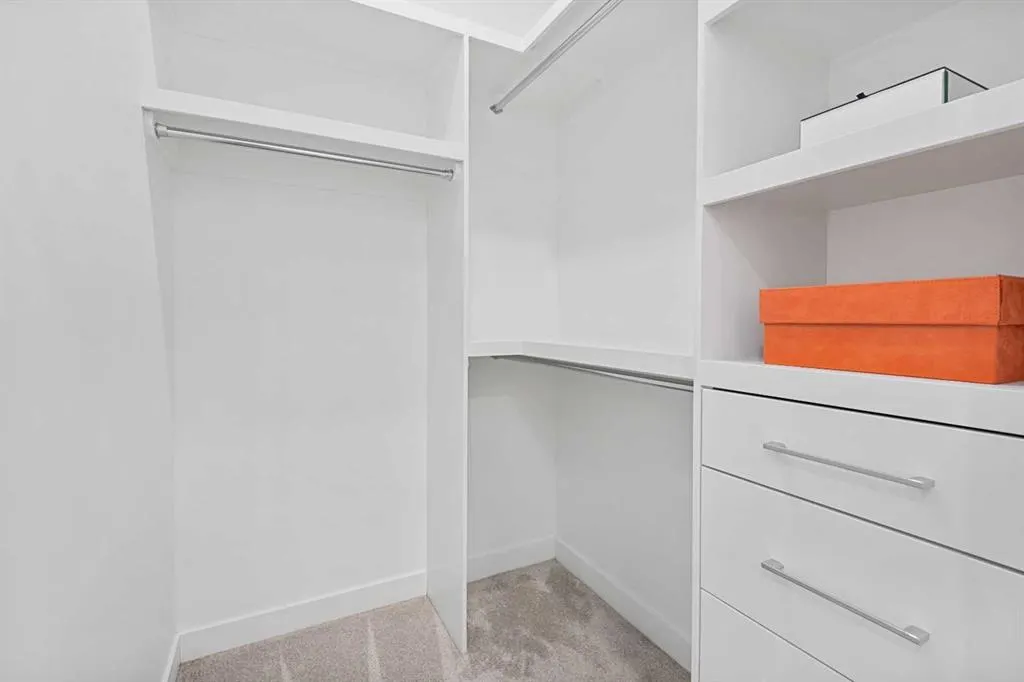 1523 20 Avenue NW, #2