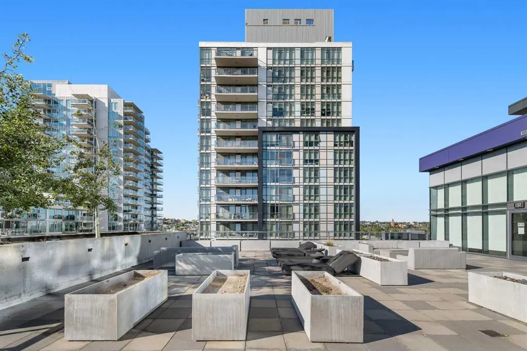 615 6 Avenue SE, #320