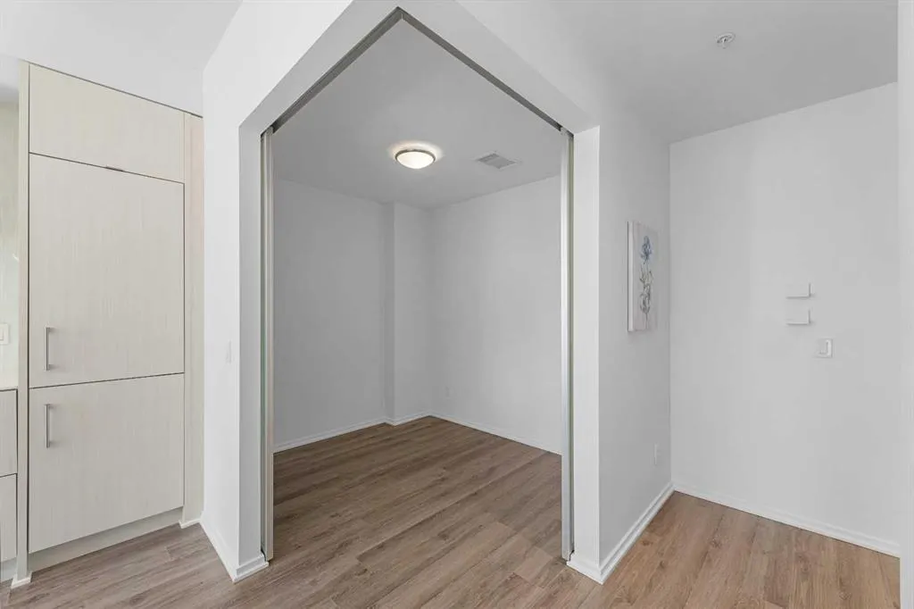 615 6 Avenue SE, #320