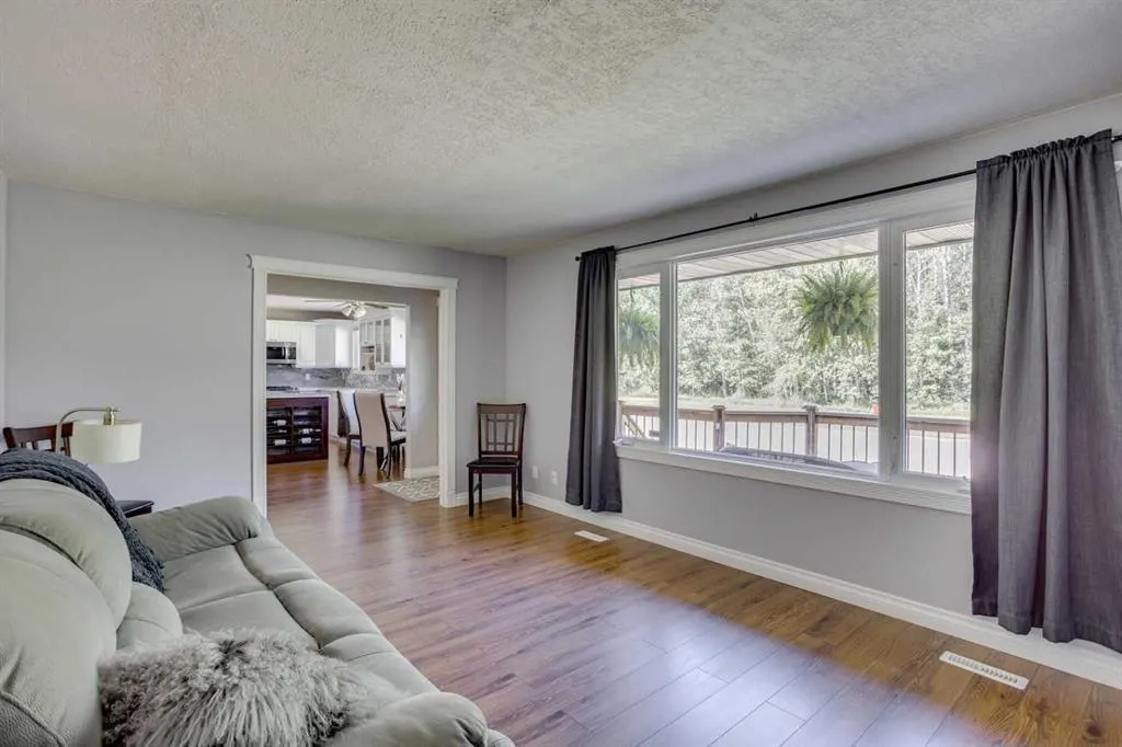 173 Hilltop Crescent