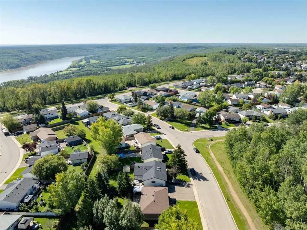 173 Hilltop Crescent