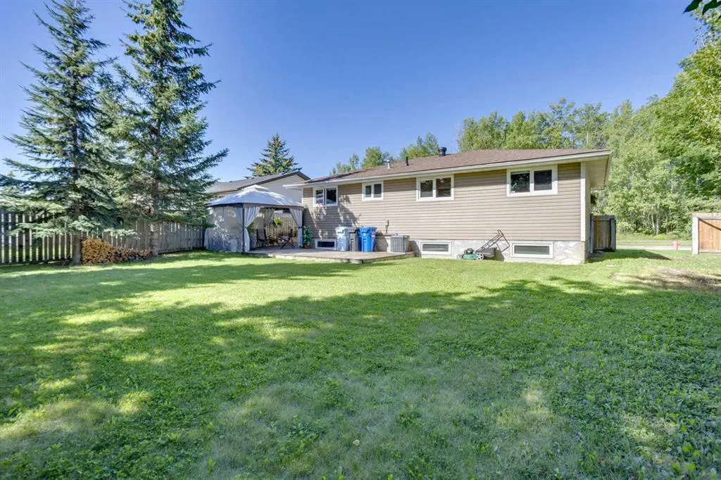 173 Hilltop Crescent