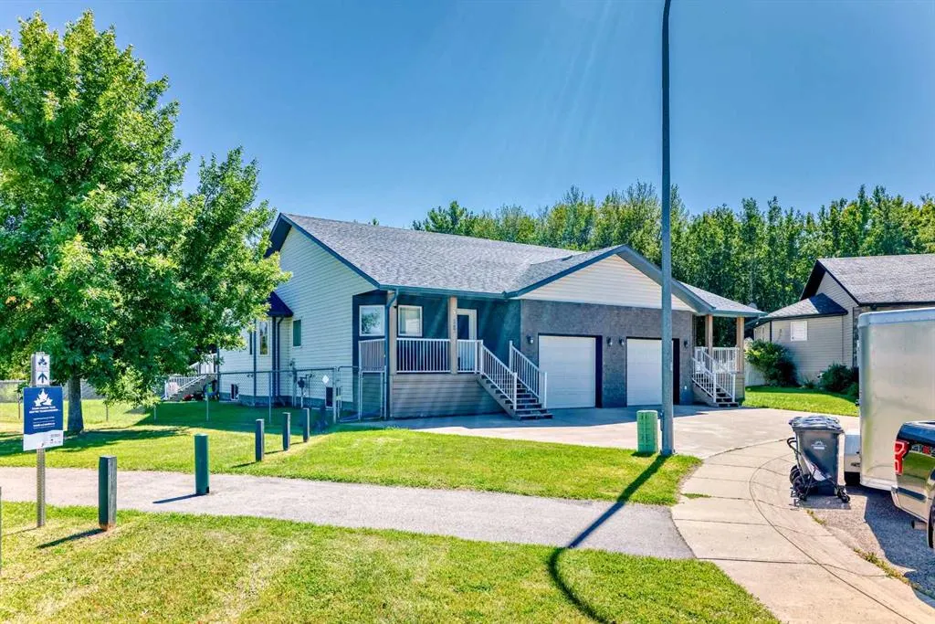 5515 52 Avenue Close