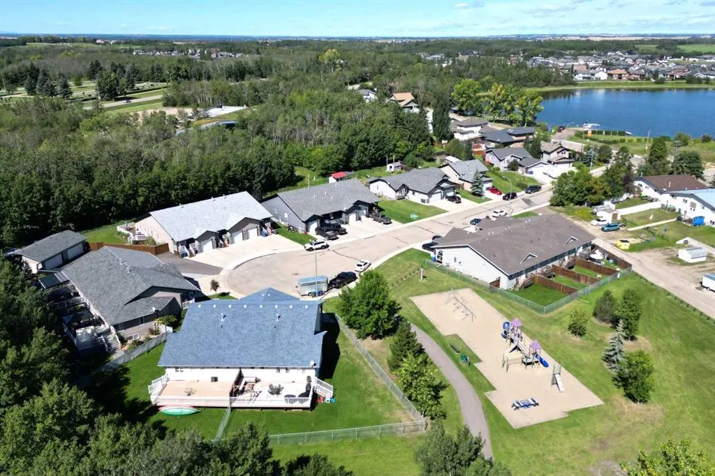 5515 52 Avenue Close