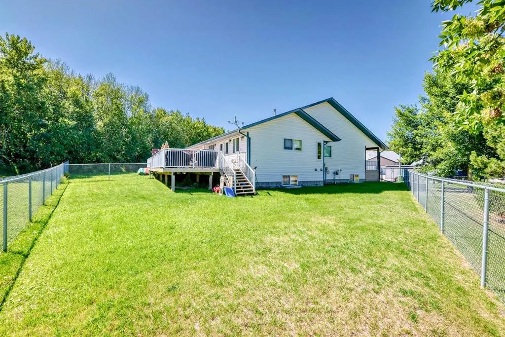 5515 52 Avenue Close