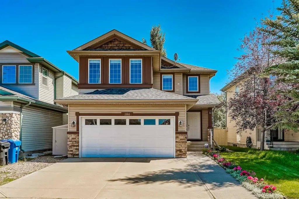 186 Everstone Drive SW