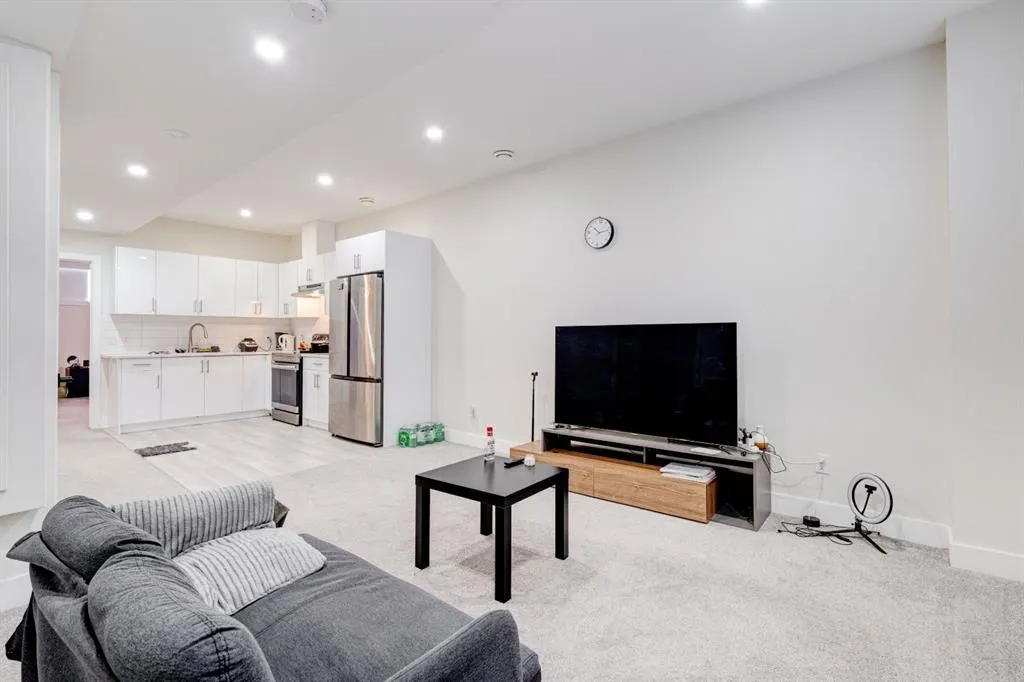 2018 40 Street SE