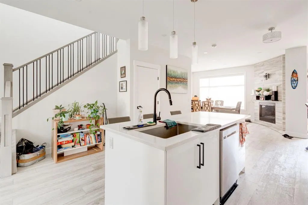 2018 40 Street SE