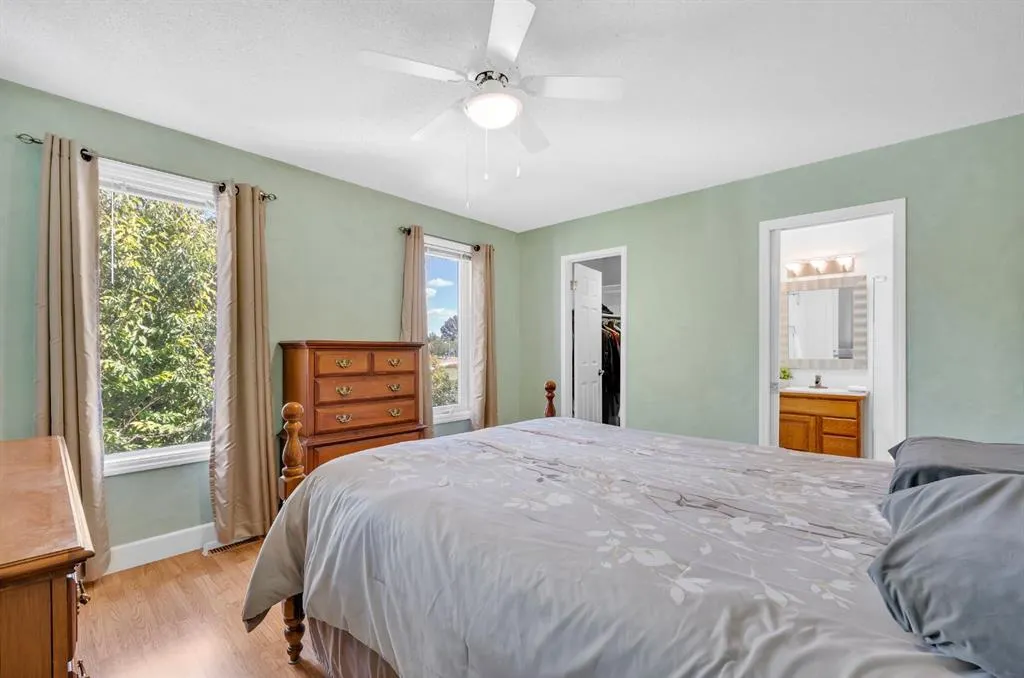 32 Rideau Close SW