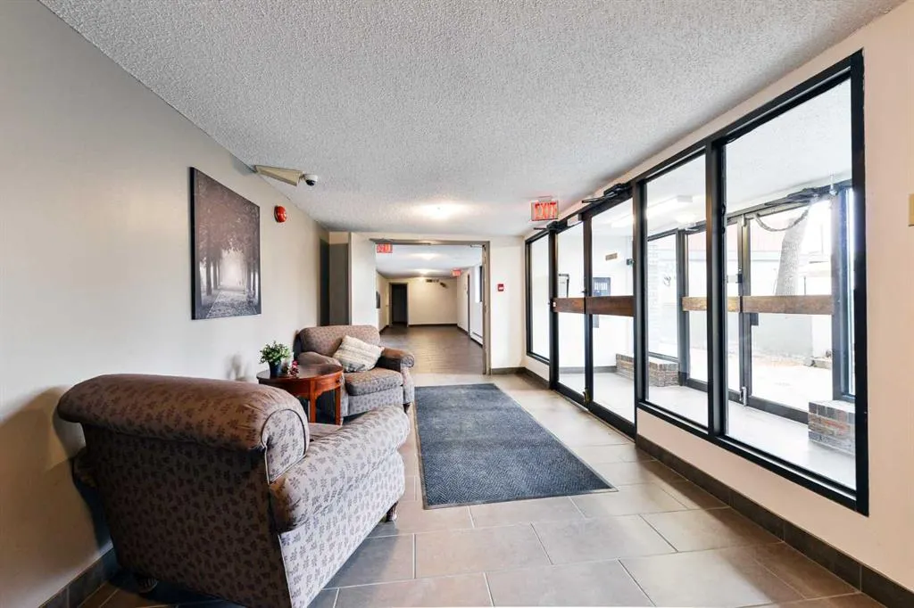 1915 26 Street SW, #203