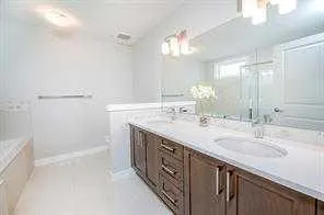 115 Savanna Way