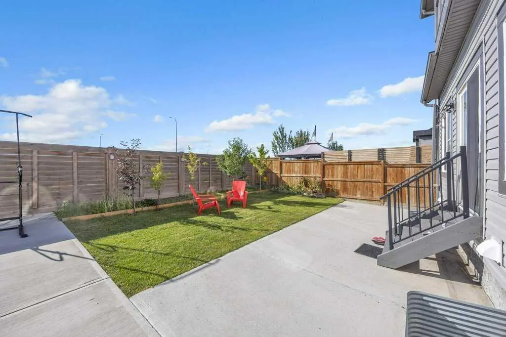 115 Savanna Way