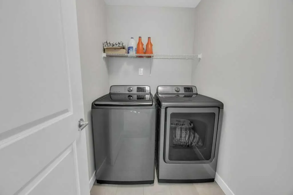 115 Savanna Way