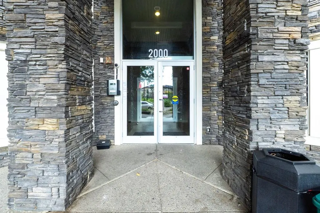 240 Skyview Ranch Road NE, #2209
