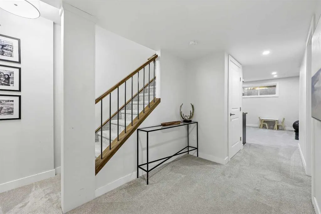 115 Bayview Circle SW