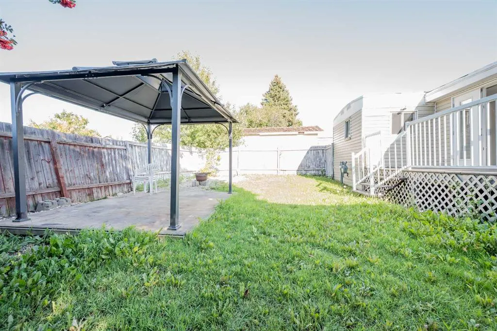 9710 120 Avenue