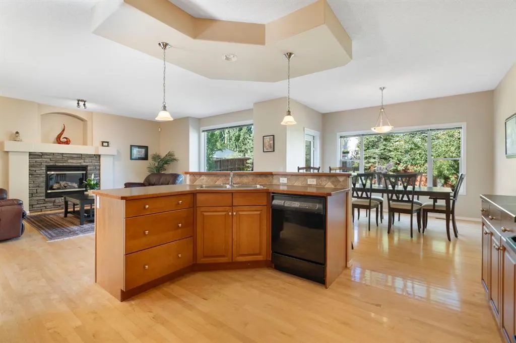 35 Valley Stream Manor NW