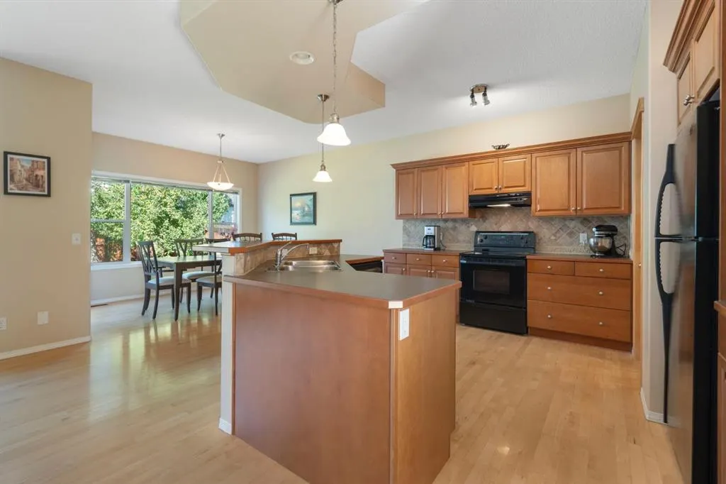 35 Valley Stream Manor NW