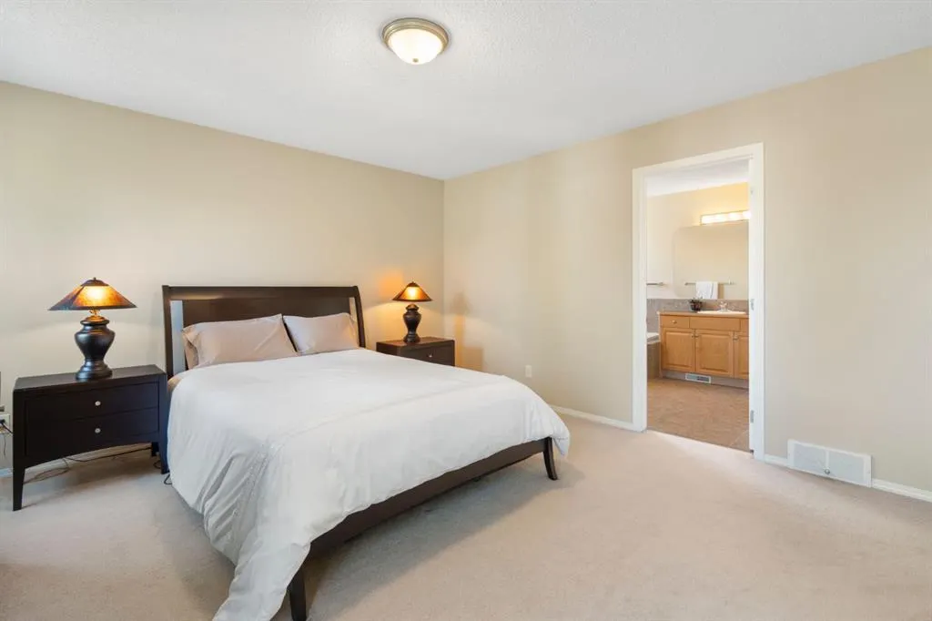 35 Valley Stream Manor NW