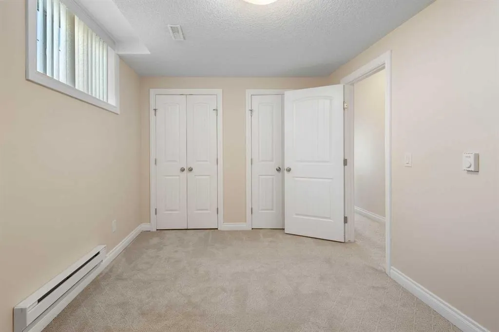 431 Railway Place SE