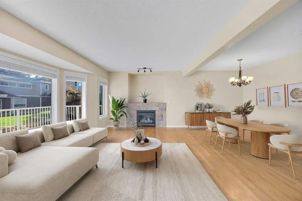 362 Regal Park NE