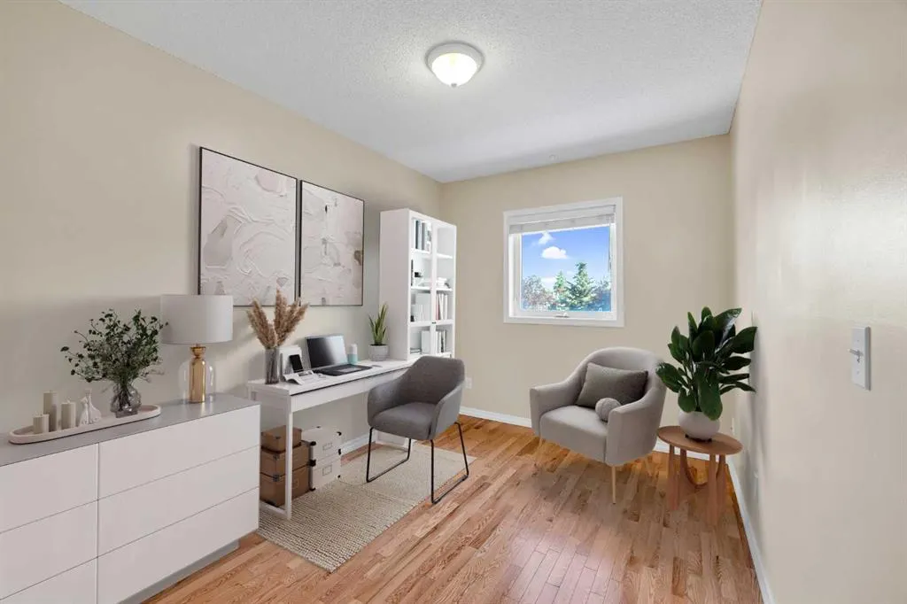 362 Regal Park NE