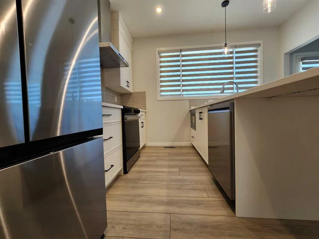 73 Herron Common NE
