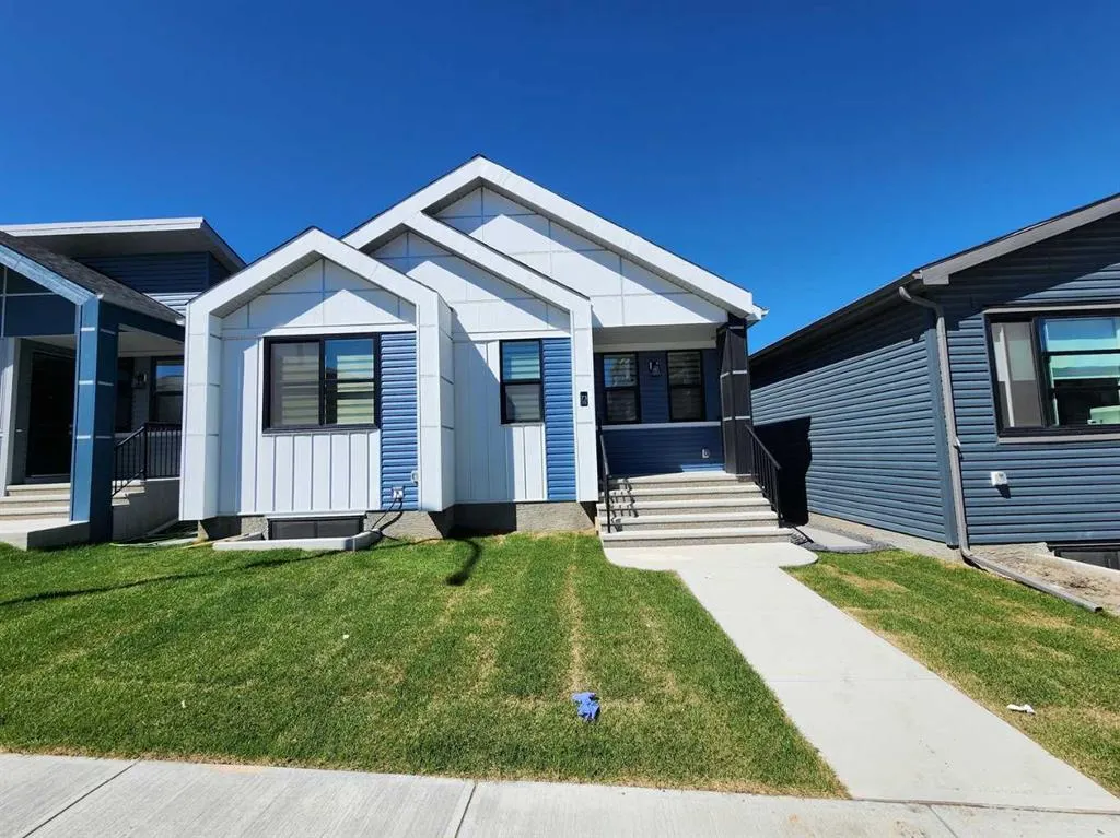73 Herron Common NE