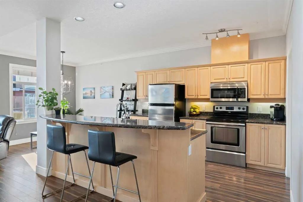 2320 Erlton Street SW, #407