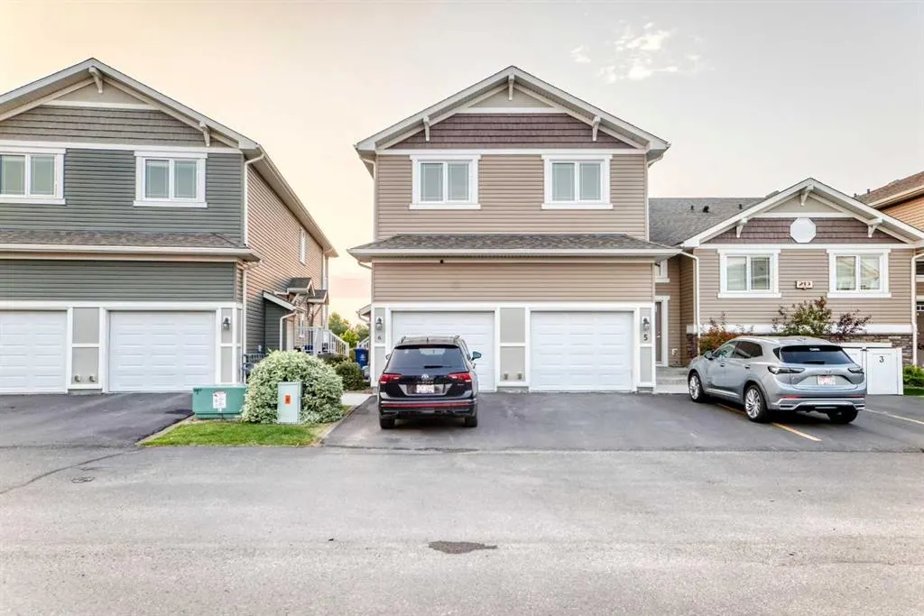 213 Lettice Perry Road N, #6