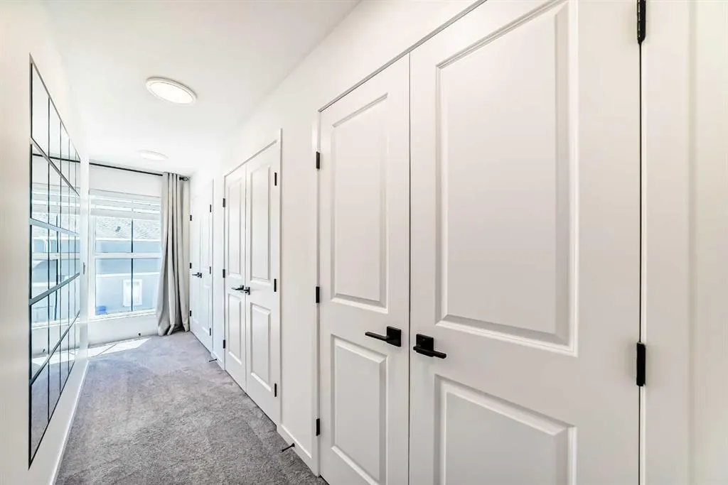 12 Magnolia Crescent SE