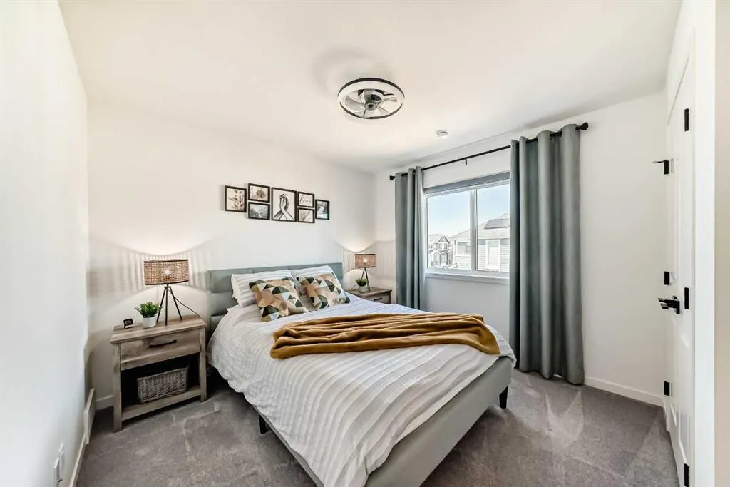 12 Magnolia Crescent SE