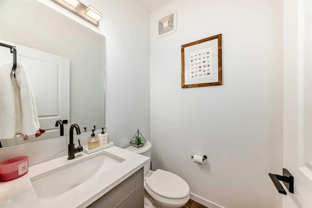 12 Magnolia Crescent SE