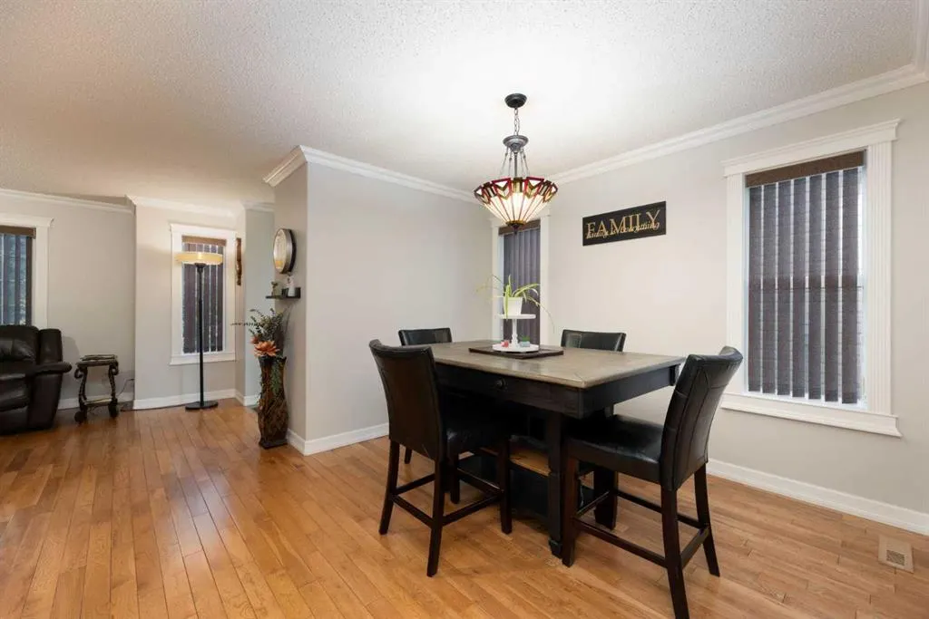 122 Rattlepan Creek Crescent