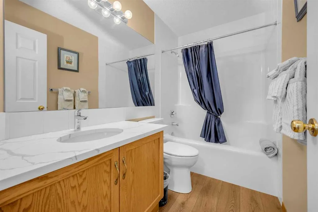 198 Panorama Hills Close NW