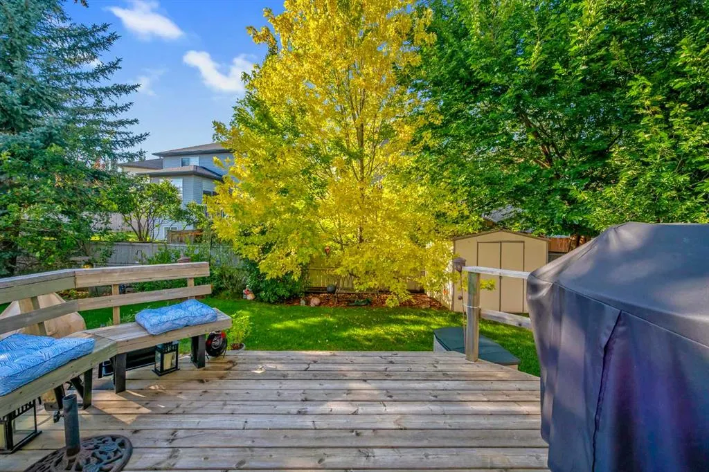 198 Panorama Hills Close NW