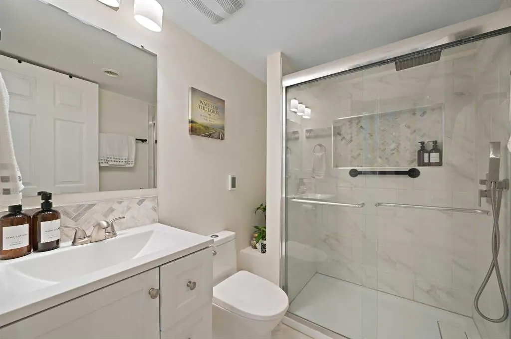114 Legacy Boulevard SE