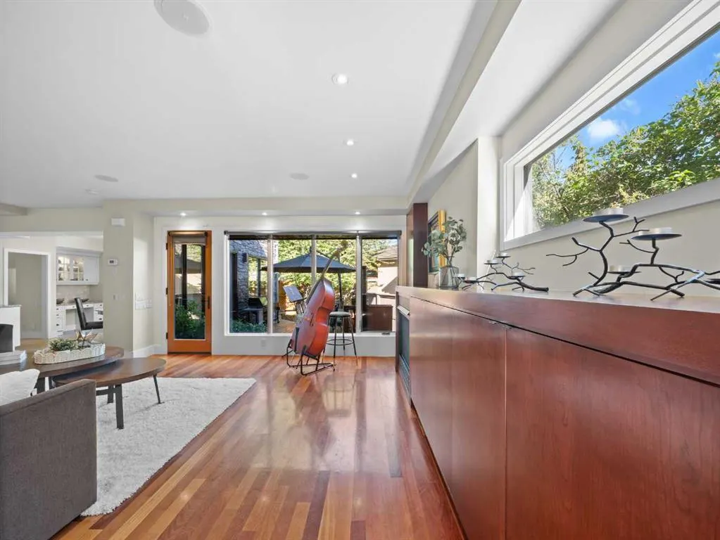 2716 Carleton Street SW