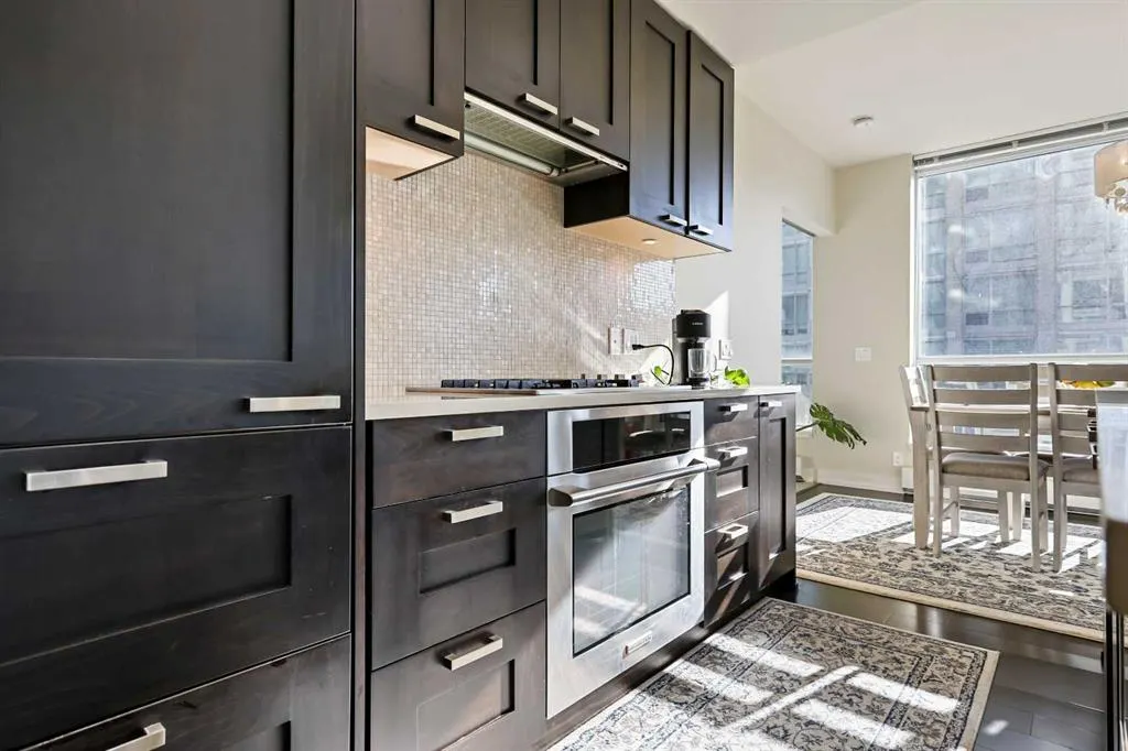 222 Riverfront Avenue SW, #825