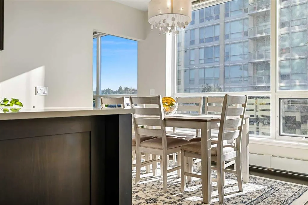 222 Riverfront Avenue SW, #825