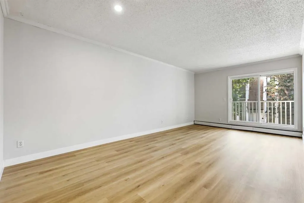 732 57 Avenue SW, #305